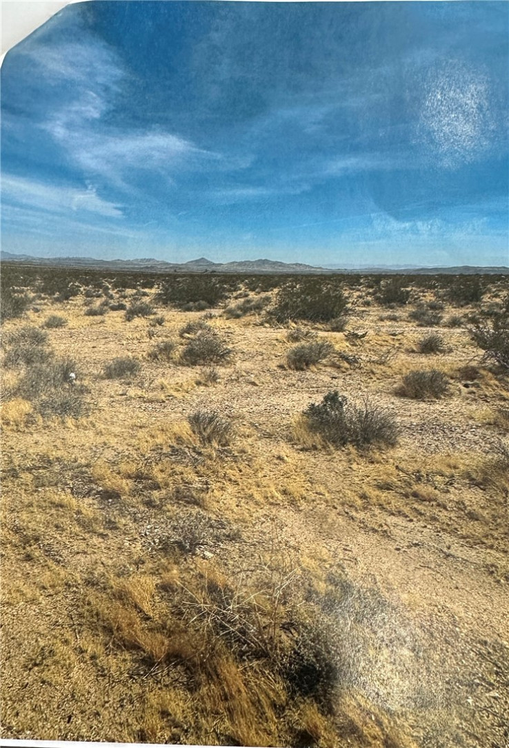 Land in Helendale