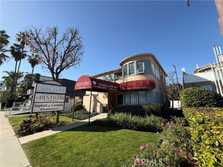 Commercial for Sale in Studio City, California