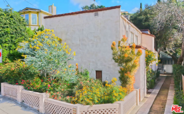  Income Home for Sale in Los Angeles, California