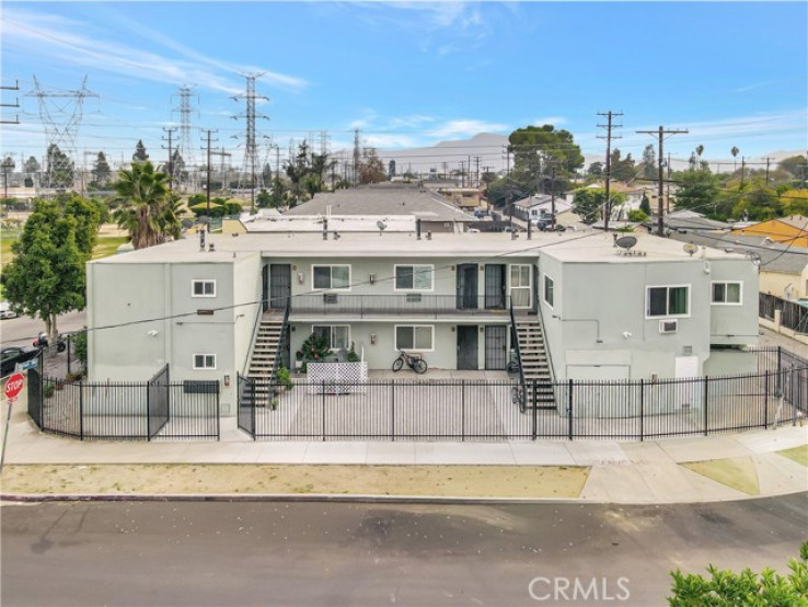  Income Home for Sale in North Hollywood, California