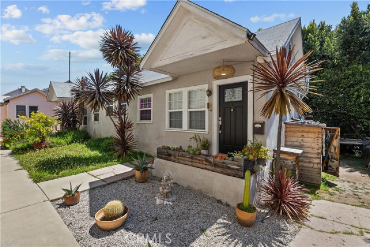 Residential Income in Silver Lake - Echo Park