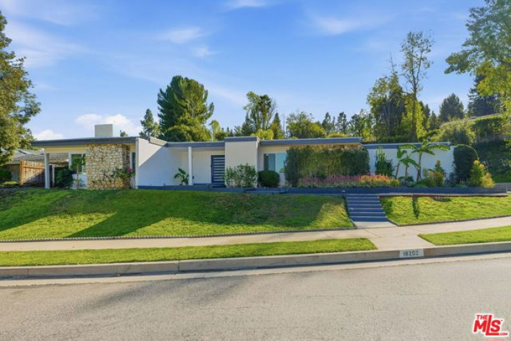 4 Bed Home for Sale in Encino, California