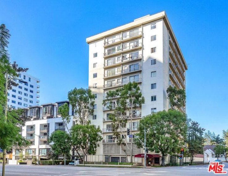1 Bed Home for Sale in Los Angeles, California