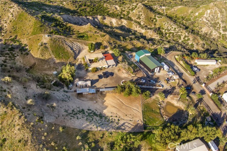 6 Bed Home for Sale in Canyon Country, California