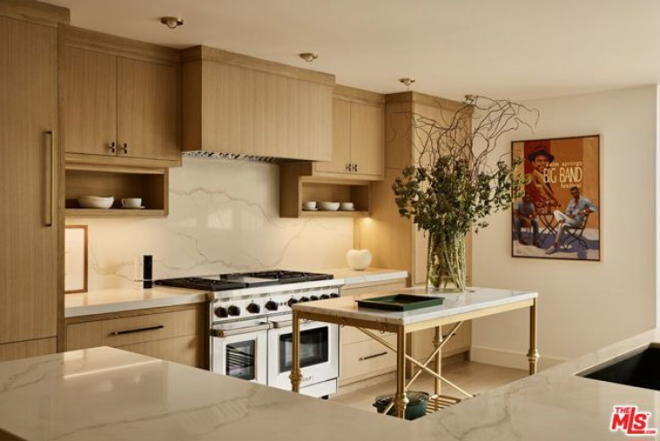 2 Bed Home for Sale in Beverly Hills, California