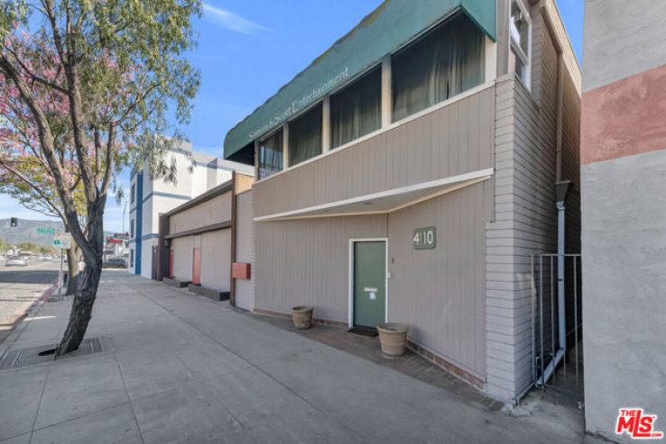  Commercial for Sale in Burbank, California
