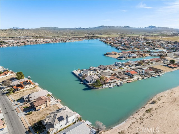 Land in Helendale