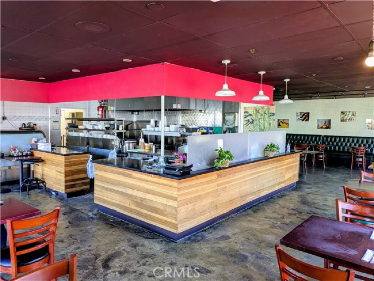  Commercial for Sale in Encino, California