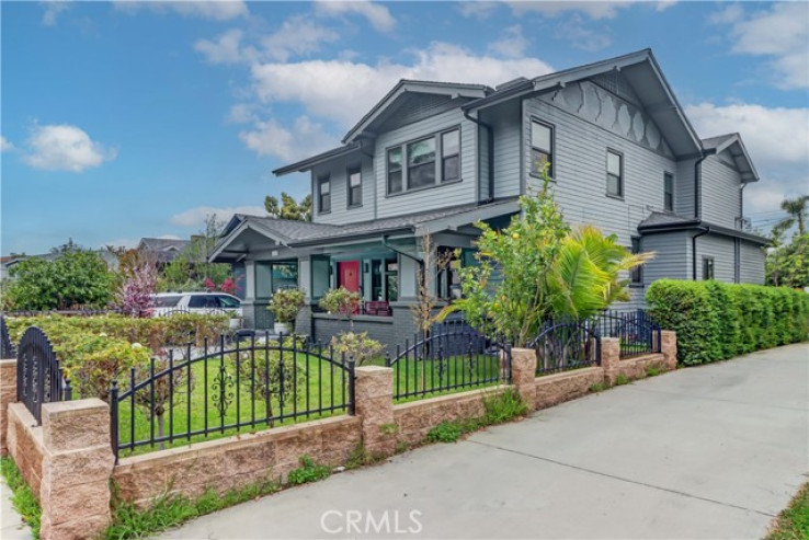 Residential Home in Hancock Park-Wilshire