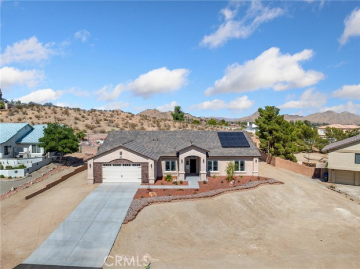 Residential Home in Apple Valley