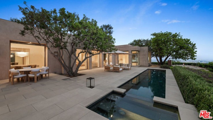 4 Bed Home for Sale in Beverly Hills, California