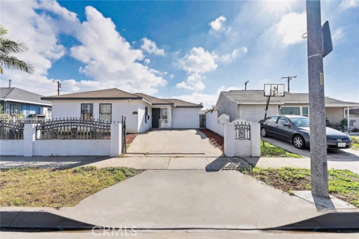 5 Bed Home for Sale in Compton, California