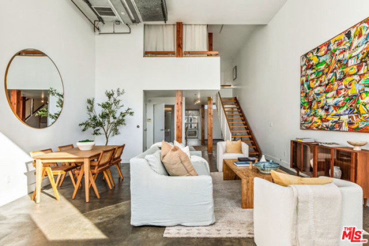 1 Bed Home for Sale in Venice, California
