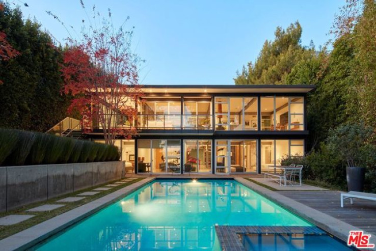 6 Bed Home for Sale in Pacific Palisades, California