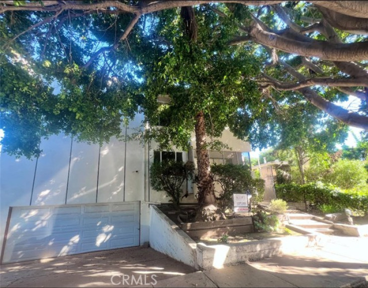  Income Home for Sale in Santa Monica, California