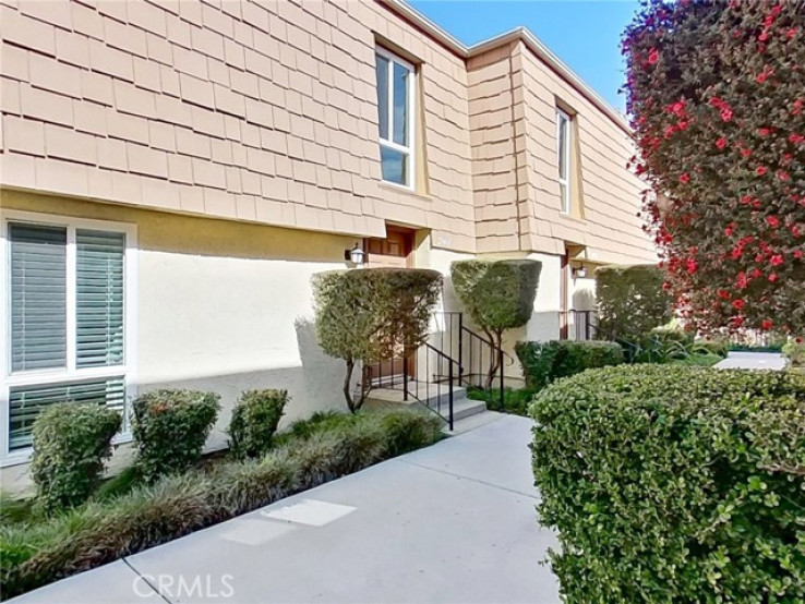 2 Bed Home for Sale in Agoura Hills, California