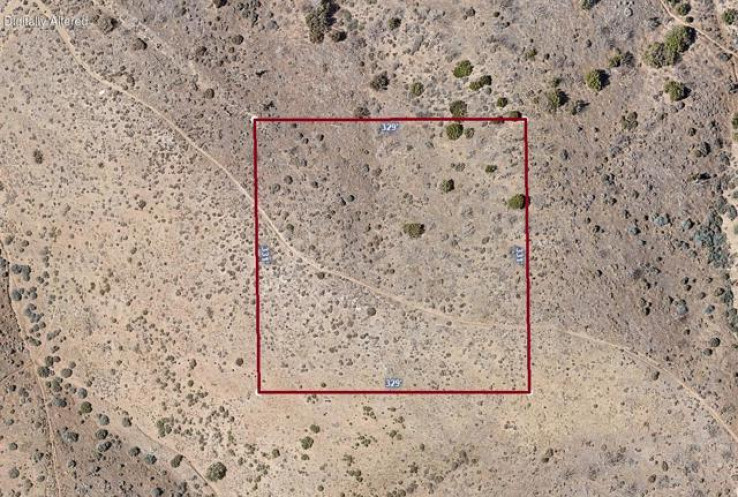 Land in Palmdale
