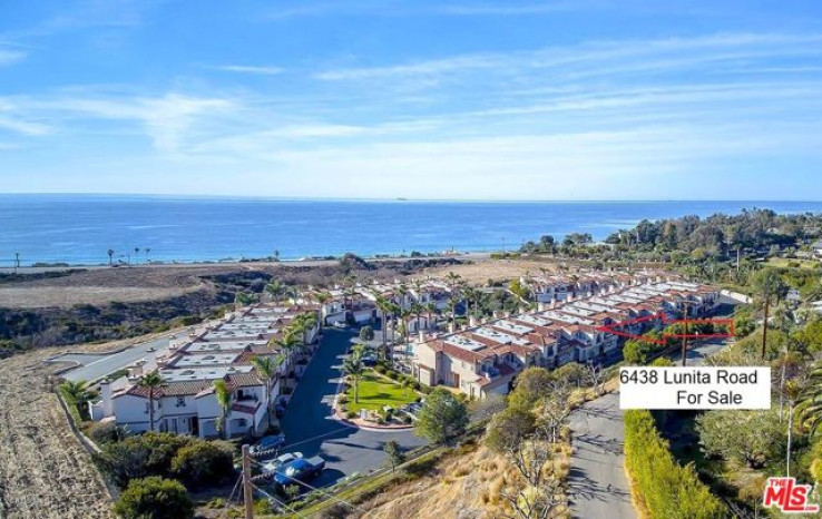 Residential Home in Malibu