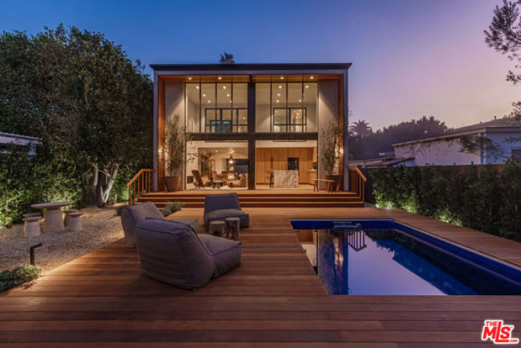 4 Bed Home for Sale in Malibu, California