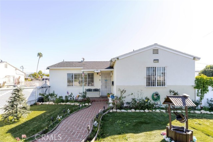 2 Bed Home for Sale in Sun Valley, California