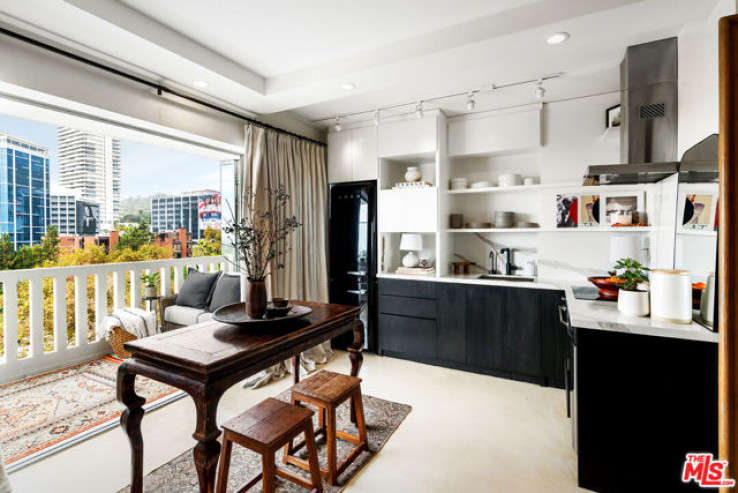  Home for Sale in West Hollywood, California
