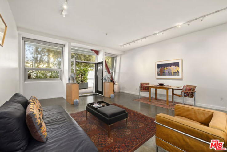 1 Bed Home for Sale in Venice, California