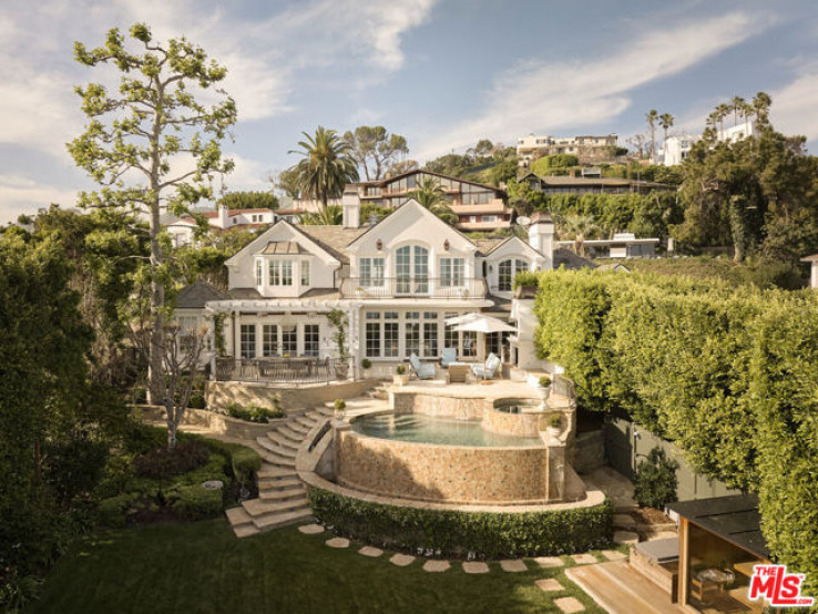 4 Bed Home for Sale in Pacific Palisades, California