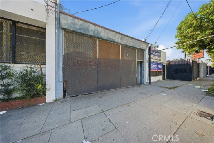  Commercial for Sale in Los Angeles, California