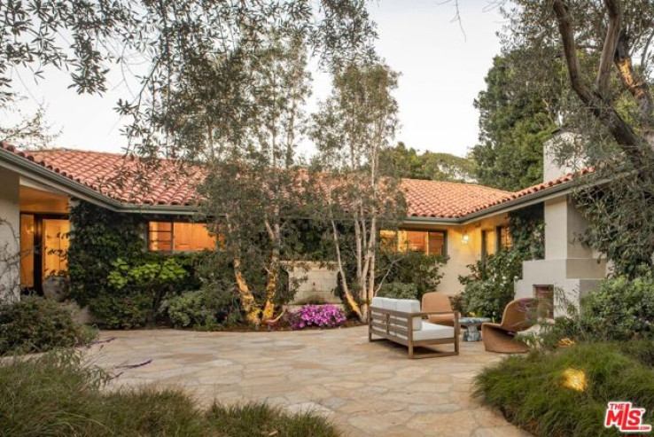 5 Bed Home for Sale in Pacific Palisades, California