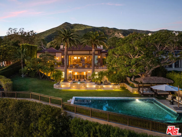 5 Bed Home for Sale in Malibu, California