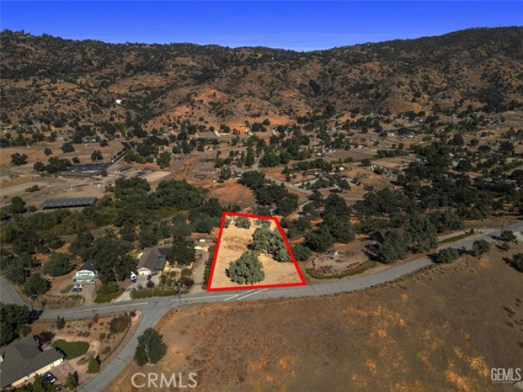  Land for Sale in Tehachapi, California