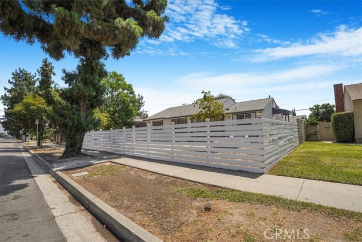 3 Bed Home for Sale in Granada Hills, California