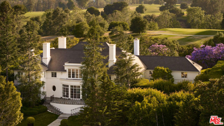 5 Bed Home for Sale in Beverly Hills, California