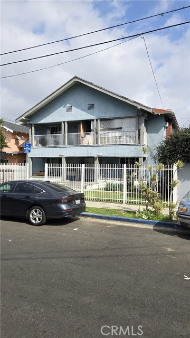  Income Home for Sale in Los Angeles, California
