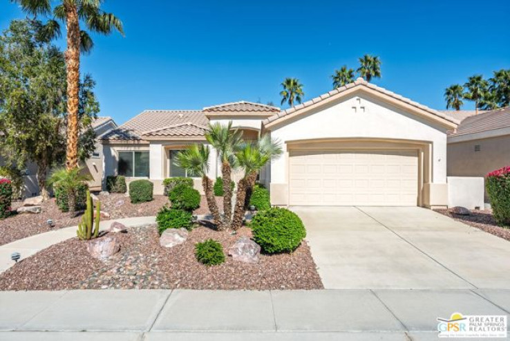2 Bed Home for Sale in Palm Desert, California