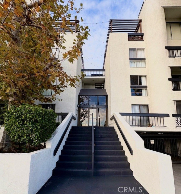 Residential Home in Sherman Oaks