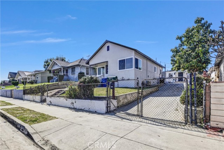  Income Home for Sale in Los Angeles, California