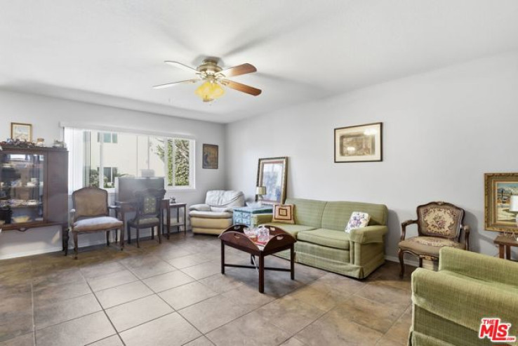 2 Bed Home for Sale in North Hollywood, California