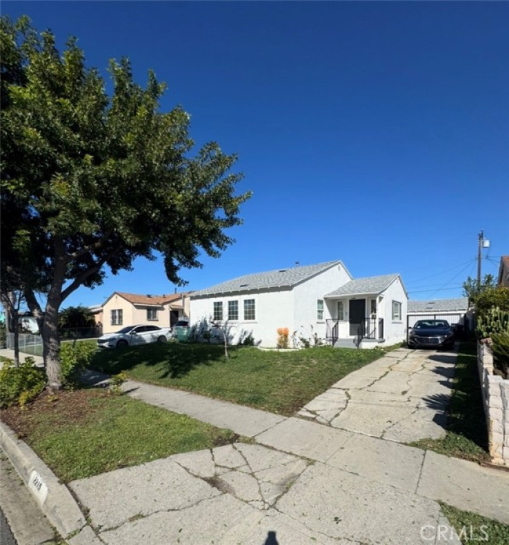 3 Bed Home for Sale in Compton, California