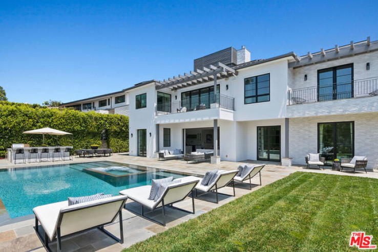 5 Bed Home for Sale in Pacific Palisades, California