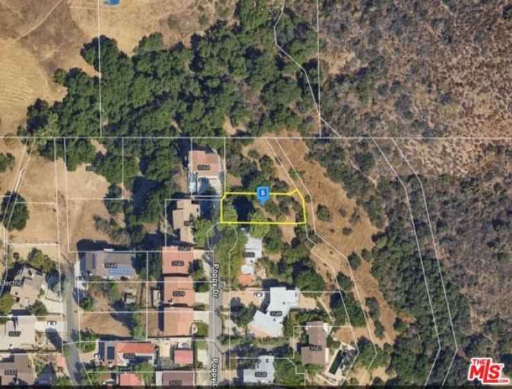 Land in Calabasas