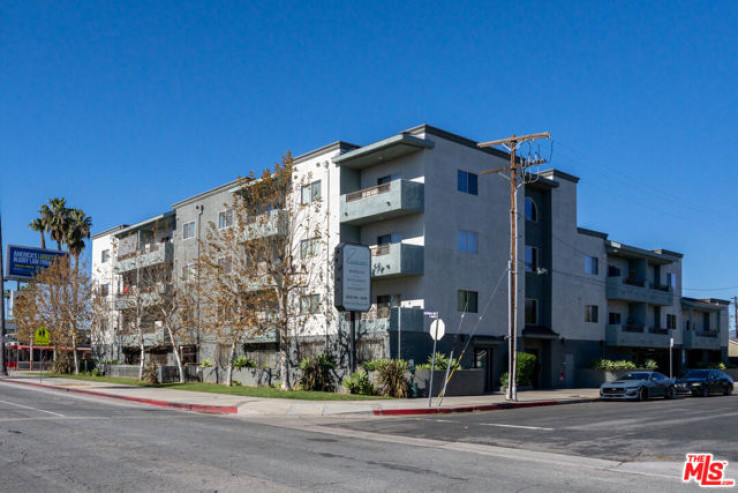  Income Home for Sale in Van Nuys, California