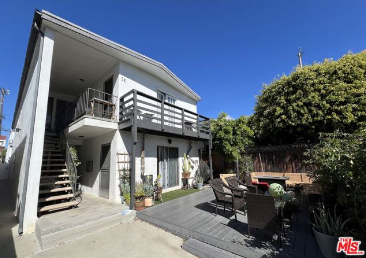  Income Home for Sale in Venice, California
