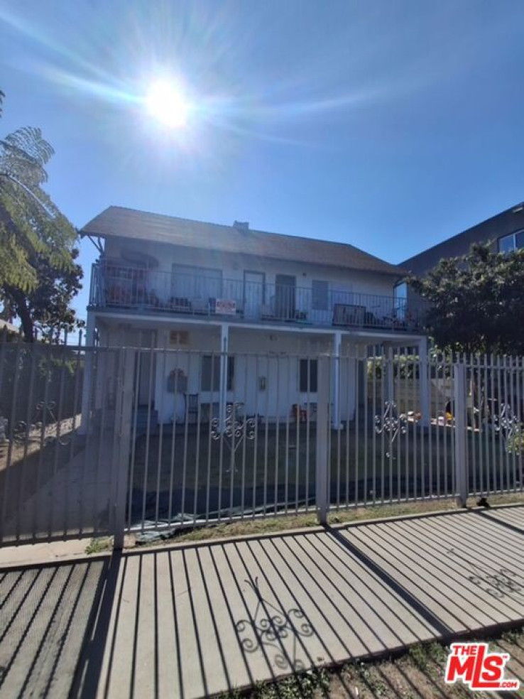  Income Home for Sale in Los Angeles, California