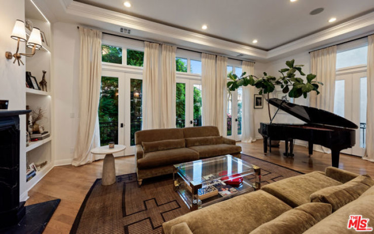 4 Bed Home for Sale in Marina del Rey, California