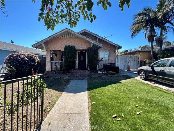 4 Bed Home for Sale in Inglewood, California
