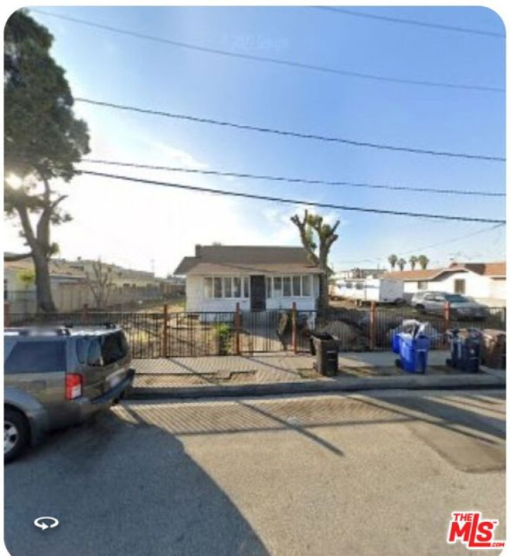 2 Bed Home for Sale in Inglewood, California