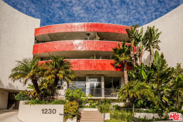 1 Bed Home for Sale in West Hollywood, California