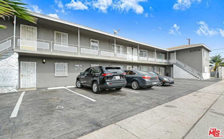  Income Home for Sale in Los Angeles, California