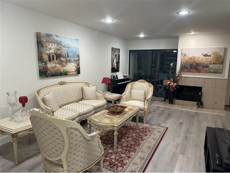 3 Bed Home for Sale in Sherman Oaks, California